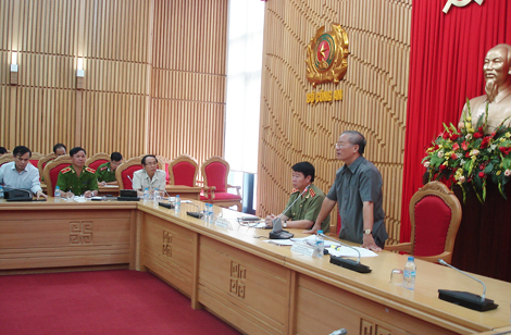 ร่างกฎหมายบัตรประจำตัวประชาชนต้องเข้าสู่ชีวิตอย่างจริงจัง